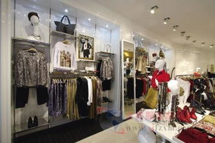 一個商圈開出12家同品牌門店！世界服裝鞋帽網的鞋帽生意為何如此瘋狂？